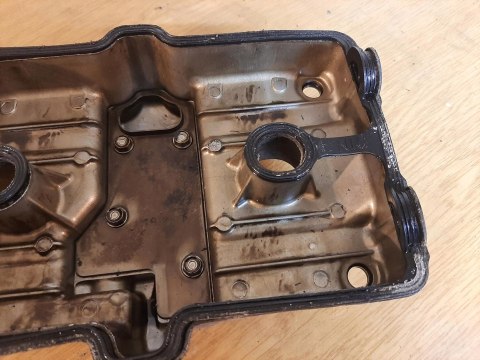 POKRYWA ZAWORÓW GŁOWICY HONDA CB 500 PC26E