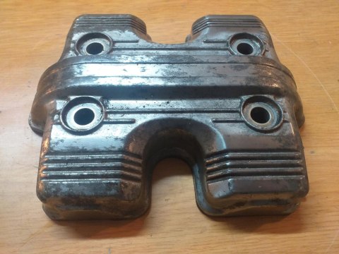 POKRYWA ZAWORÓW GŁOWICY HONDA VF 750 C SUPER MAGNA