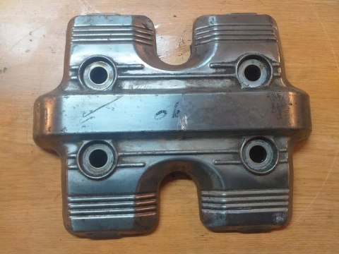 POKRYWA ZAWORÓW GŁOWICY HONDA VF 750C SUPER MAGNA