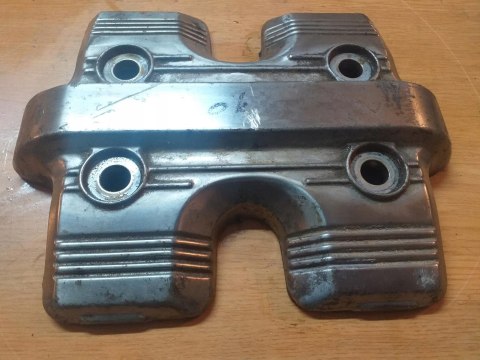 POKRYWA ZAWORÓW GŁOWICY HONDA VF 750C SUPER MAGNA