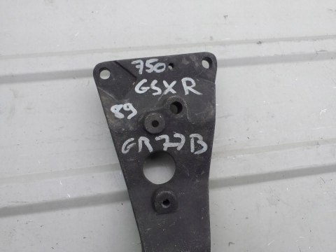 SET PODNÓŻEK SUZUKI GSXR 750