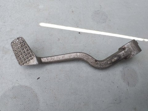 DŹWIGNIA HAMULCA TYŁ NOŻNEGO KAWASAKI ZZR 600 DŹWIGNIA HAMULCA TYŁ NOŻNEGO KAWASAKI ZZR 600