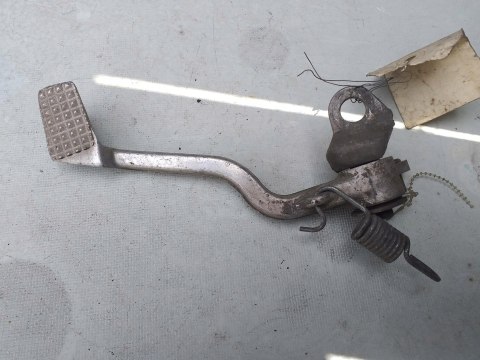 DŹWIGNIA HAMULCA TYŁ NOŻNEGO KAWASAKI ZZR 600 DŹWIGNIA HAMULCA TYŁ NOŻNEGO KAWASAKI ZZR 600
