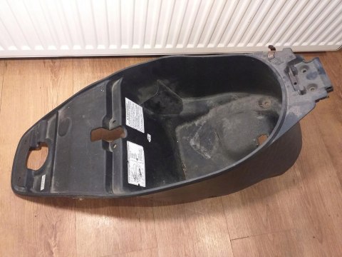 KUFER WYPEŁNIENIE SCHOWEK HONDA DYLAN 125 KUFER WYPEŁNIENIE SCHOWEK HONDA DYLAN 125