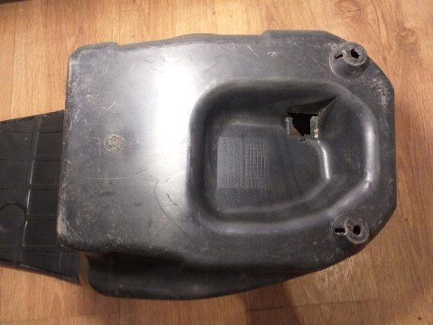 KUFER WYPEŁNIENIE SCHOWEK HONDA DYLAN 125 KUFER WYPEŁNIENIE SCHOWEK HONDA DYLAN 125