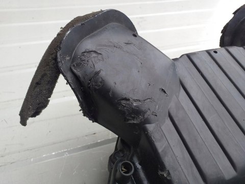 OBUDOWA FILTRA POWIETRZA SUZUKI GSX-R 1000 K5 K6