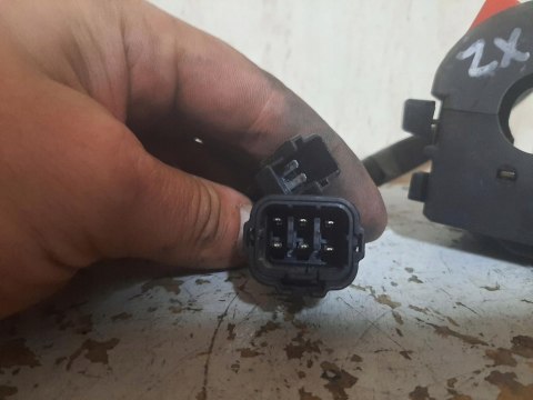 PRZEŁĄCZNIK PRAWY KAWASAKI ZX10R