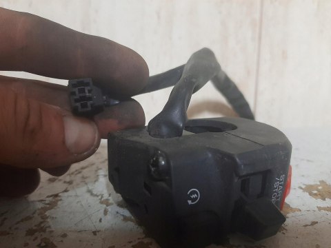 PRZEŁĄCZNIK PRAWY KAWASAKI ZX10R