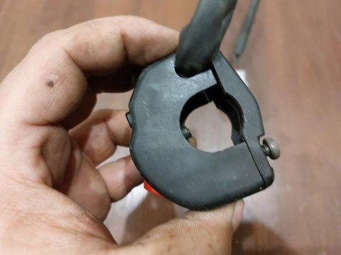 PRZEŁĄCZNIK PRAWY TRIUMPH SPEED TRIPLE 955I