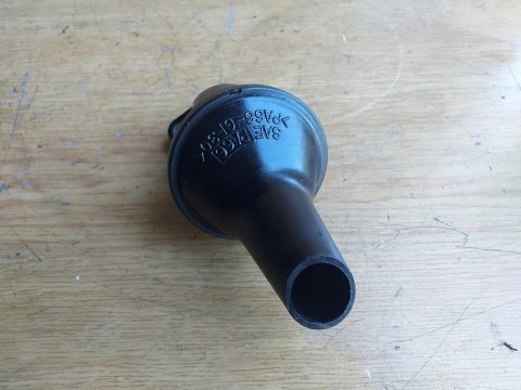 SMOK OLEJU OLEJOWY SUZUKI GSXR 600 K3 SMOK OLEJU OLEJOWY SUZUKI GSXR 600 K3