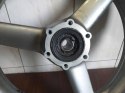 KOŁO FELGA PRZÓD TRIUMPH 955I SPRINT