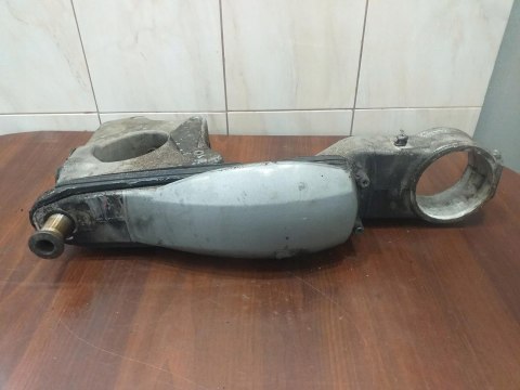 WAHACZ KOŁA TYŁ TRIUMPH 955I SPRINT