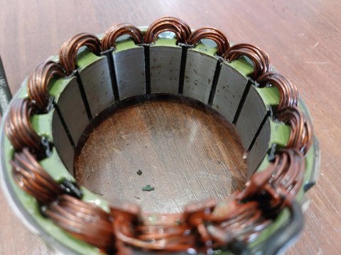 ALTERNATOR CAGIVA ELEFANT 650 DUCATI DM650LE ALTERNATOR CAGIVA ELEFANT 650 DUCATI DM650LE