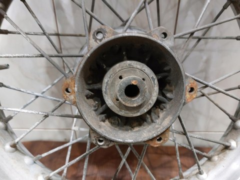 KOŁO FELGA TYŁ CAGIVA ELEFANT 650 DUCATI DM650LE1 KOŁO FELGA TYŁ CAGIVA ELEFANT 650 DUCATI DM650LE1