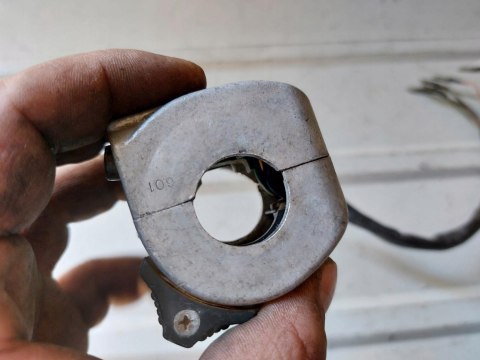 PRZEŁĄCZNIK LEWY SUZUKI GT 80 PRZEŁĄCZNIK LEWY SUZUKI GT 80