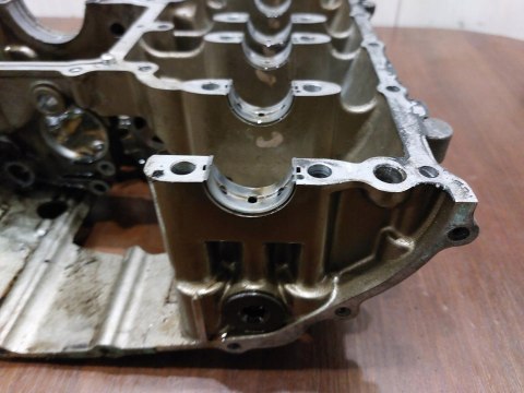 BLOK SILNIKA KARTER DOLNA POŁÓWKA HONDA CB1 400 BLOK SILNIKA KARTER DOLNA POŁÓWKA HONDA CB1 400