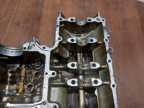 BLOK SILNIKA KARTER DOLNA POŁÓWKA HONDA CB1 400 BLOK SILNIKA KARTER DOLNA POŁÓWKA HONDA CB1 400