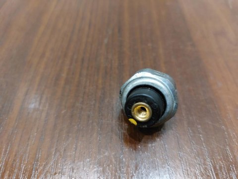 CZUJNIK HONDA CB1 400