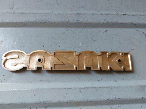 EMBLEMAT ZNACZEK SUZUKI EMBLEMAT ZNACZEK SUZUKI