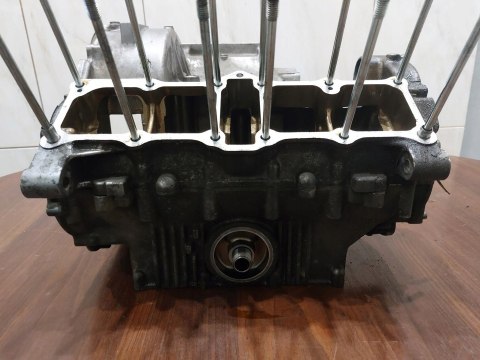 KARTERY BLOK SILNIKA KPL HONDA CB1 400 KARTERY BLOK SILNIKA KPL HONDA CB1 400