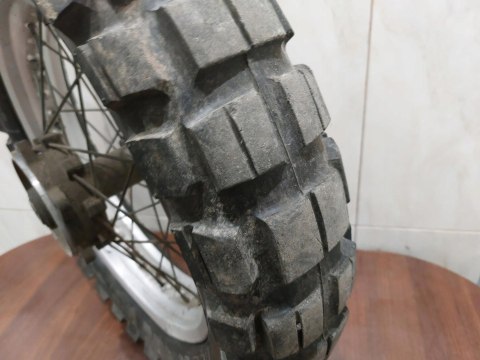 KOŁO FELGA TYŁ GILERA RC 600 KOŁO FELGA TYŁ GILERA RC 600