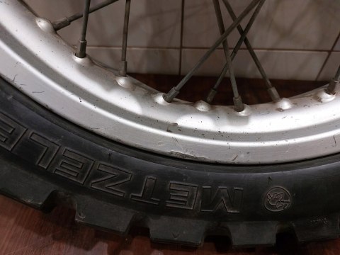 KOŁO FELGA TYŁ GILERA RC 600 KOŁO FELGA TYŁ GILERA RC 600