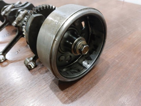 KOŁO MAGNESOWE MAGNETO HONDA CB1 400 KOŁO MAGNESOWE MAGNETO HONDA CB1 400