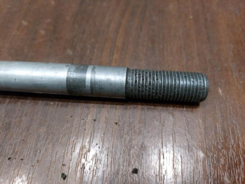 OŚ OŚKA KOŁA GILERA RC 600