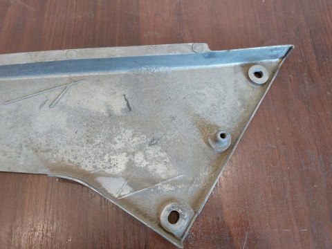 OSŁONA BOCZEK BOK OWIEWKA HONDA CB1 400 OSŁONA BOCZEK BOK OWIEWKA HONDA CB1 400