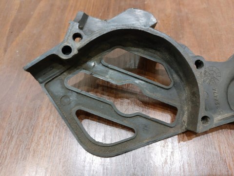 OSŁONA OBUDOWA ZĘBATKI GILERA RC 600 OSŁONA OBUDOWA ZĘBATKI GILERA RC 600