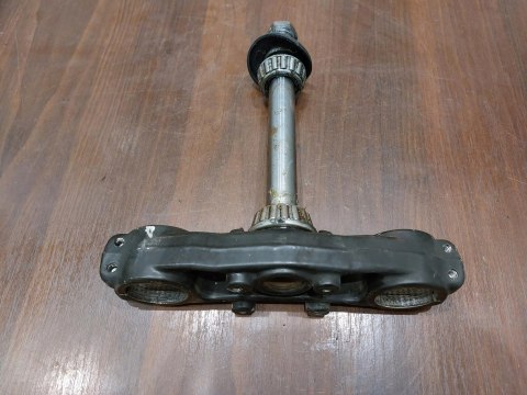 PÓŁKA DOLNA ZAWIESZENIA SZTYCA GILERA RC 600 PÓŁKA DOLNA ZAWIESZENIA SZTYCA GILERA RC 600