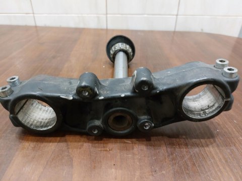 PÓŁKA DOLNA ZAWIESZENIA SZTYCA GILERA RC 600 PÓŁKA DOLNA ZAWIESZENIA SZTYCA GILERA RC 600
