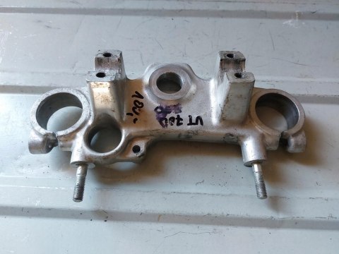 PÓŁKA GÓRNA ZAWIESZENIA HONDA VT 700 SHADOW PÓŁKA GÓRNA ZAWIESZENIA HONDA VT 700 SHADOW