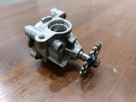 POMPA OLEJU HONDA CB1 400 POMPA OLEJU HONDA CB1 400
