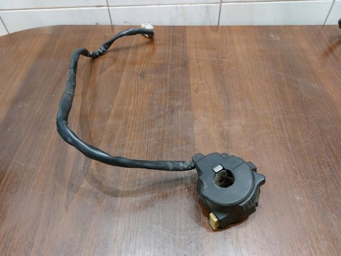 PRZEŁĄCZNIK LEWY GILERA RC 600 PRZEŁĄCZNIK LEWY GILERA RC 600