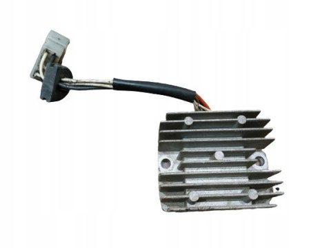 REGULATOR NAPIĘCIA GILERA RC 600