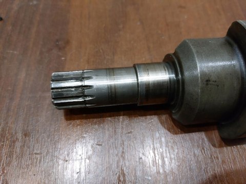 WAŁEK BALANSUJĄCY BALANSER GILERA RC 600