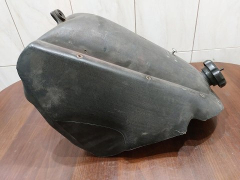 ZBIORNIK PALIWA BAK GILERA RC 600 ZBIORNIK PALIWA BAK GILERA RC 600