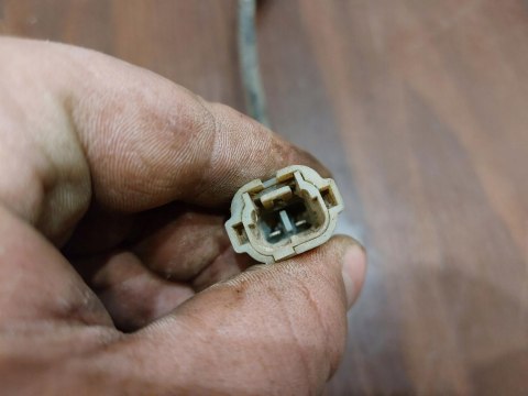 CZUJNIK STOPU TGB 425 BLADE