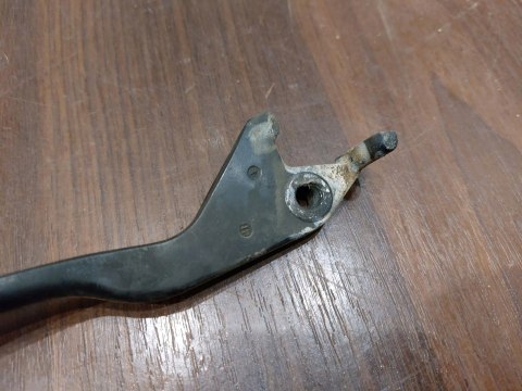 DŹWIGNIA KLAMKA TGB 425 BLADE DŹWIGNIA KLAMKA TGB 425 BLADE