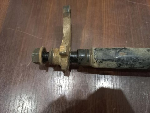 KOLUMNA KIEROWNICZA DRĄŻEK KODIAK 400 KOLUMNA KIEROWNICZA DRĄŻEK KODIAK 400