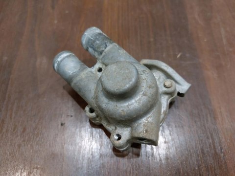 OBUDOWA TERMOSTATU TERMOSTAT KAWASAKI KVF 650 OBUDOWA TERMOSTATU TERMOSTAT KAWASAKI KVF 650