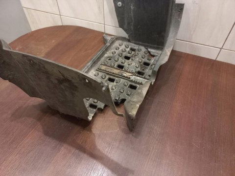 STOPIEŃ PODEST PODŁOGA YAMAHA KODIAK 400 STOPIEŃ PODEST PODŁOGA YAMAHA KODIAK 400