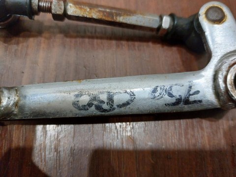 DŹWIGNIA ZMIANY BIEGÓW HONDA CB 750 F DŹWIGNIA ZMIANY BIEGÓW HONDA CB 750 F