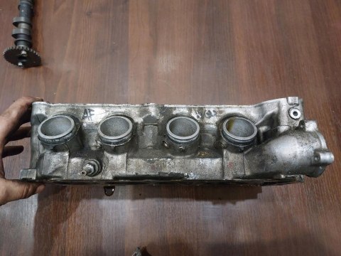 GŁOWICA CYLINDRA HONDA CB 600 PC25E HORNET GŁOWICA CYLINDRA HONDA CB 600 PC25E HORNET