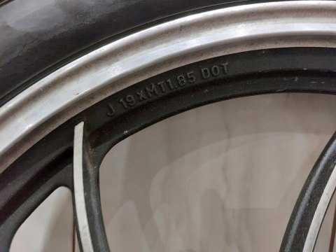 KOŁO FELGA PRZÓD YAMAHA XJ 650 KOŁO FELGA PRZÓD YAMAHA XJ 650