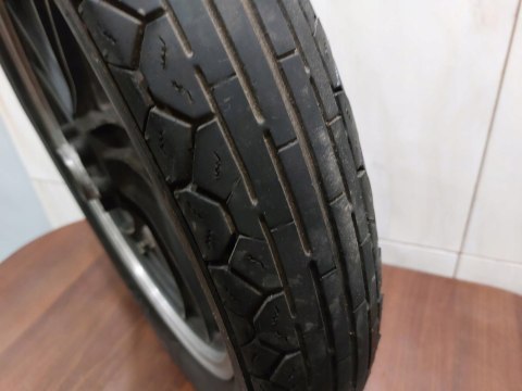 KOŁO FELGA PRZÓD YAMAHA XJ 650 KOŁO FELGA PRZÓD YAMAHA XJ 650