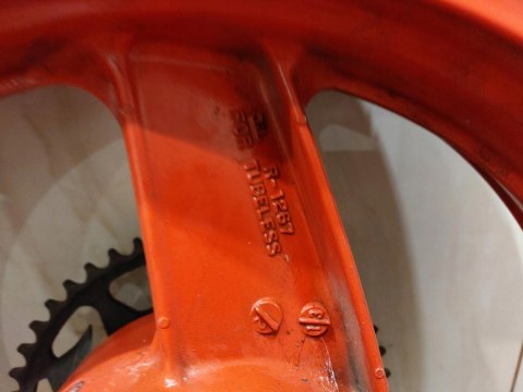 KOŁO FELGA TYŁ ZABIERAK ZĘBATKA KAWASAKI ZZR 250 KOŁO FELGA TYŁ ZABIERAK ZĘBATKA KAWASAKI ZZR 250