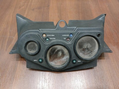 OSŁONA OBUDOWA LICZNIKA HONDA CBR 600 F3 PC31 OSŁONA OBUDOWA LICZNIKA HONDA CBR 600 F3 PC31