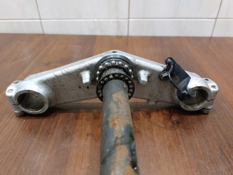 PÓŁKA GÓRNA DOLNA SZTYCA YAMAHA TW 200 PÓŁKA GÓRNA DOLNA SZTYCA YAMAHA TW 200